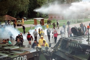 Bundeswehr-Soldaten bereiten sich auf einen Einsatz im Kosovo vor - Impressionen vom Truppenübungsplatz in Hammelburg.  Bild: A. Ellinger